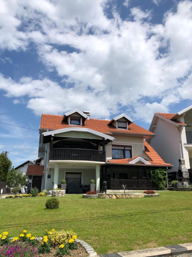 Sobe Darko Cindric Hotel Karlovac Exterior foto